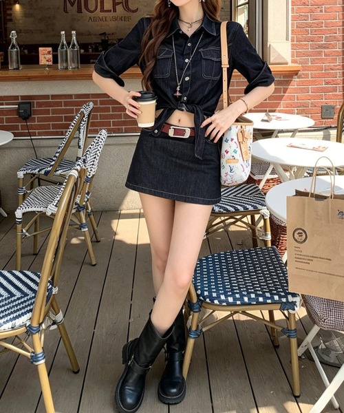 FAVORITO(ファヴォリート)の「ベルト付きデニムトップスショートスカートセットアップ(セットアップ・レディース・ブルー・S/M/L/XL)」の1枚目の写真