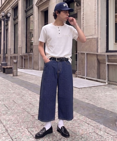 SPINNS(スピンズ)の「短丈ヘンリーネックTシャツ/ラインストーンワンポイントロゴ/テレコリブ素材(Tシャツ/カットソー・メンズ・ホワイト/ブラック/ピンク・ONESIZE)」の9枚目の写真