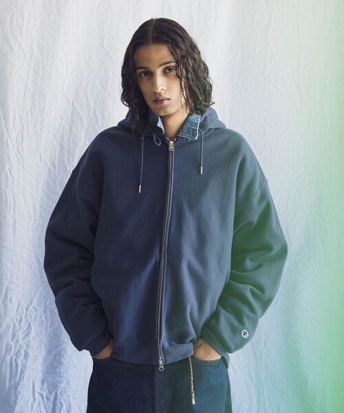 Champion(チャンピオン)の「<Champion × monkey time>フルジップ フーディー(パーカー・メンズ・ライトグレー/ブラック/ネイビー・S/M/XL/L)」の3枚目の写真