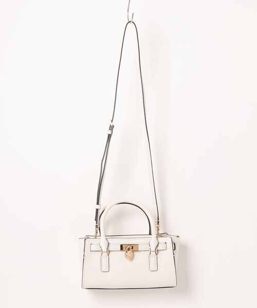 MICHAEL KORS(マイケルコース)の「HAMILTON MODERNE レザー クロスボディ エクストラスモール(ショルダーバッグ・レディース・ホワイト系・FREE)」の4枚目の写真
