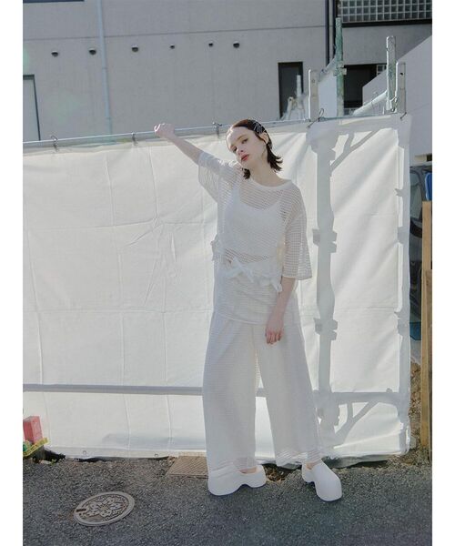 :ETHROF(イーサオブ)の「MESH RIBBON BLOUSE(シャツ/ブラウス・レディース・ブラック/ホワイト・MEDIUM)」の4枚目の写真