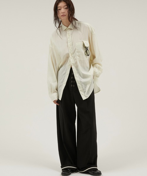 LA PEAU DE GEM(ラポドゥジェム)の「【LA PEAU DE GEM】micro collar shirt/マイクロカラーシャツ(シャツ/ブラウス・レディース・ブラック/アイボリー・FREE)」の6枚目の写真