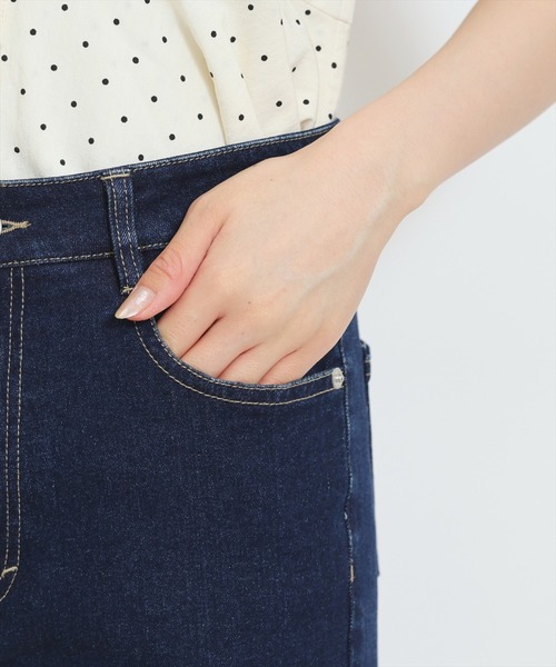 WILLSELECTION(ウィルセレクション)の「美脚ロゴ刺繍セミフレアデニムパンツ(デニムパンツ・レディース・ダークブルー/ネイビー・S/M)」の7枚目の写真