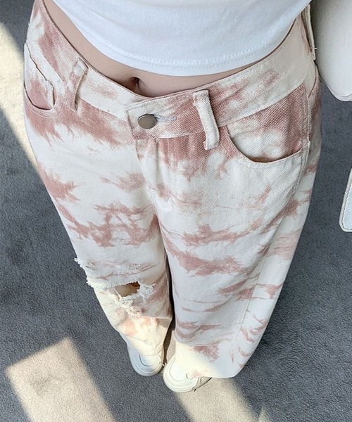 CANVAS+（キャンバスプラス）の「【CANVAS＋】ピンクタイダイクラッシュワイドデニムパンツ（デニムパンツ・レディース・ホワイト系・L/S/M）」の4枚目の写真