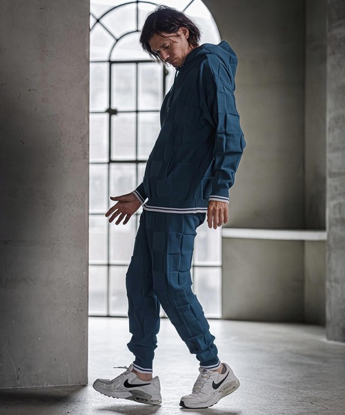 CAMBIO(カンビオ)の「mpa4213- Block Knit Hoodie ブロックニットパーカー(CMP-262-002)(パーカー・メンズ・ブラック/ブルー/グレイッシュベージュ・S/M/L)」の13枚目の写真