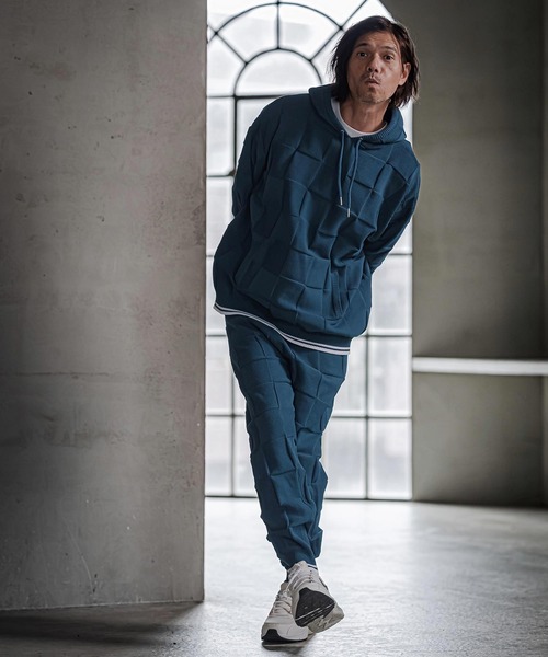 CAMBIO(カンビオ)の「mpa4213- Block Knit Hoodie ブロックニットパーカー(CMP-262-002)(パーカー・メンズ・ブラック/ブルー/グレイッシュベージュ・S/M/L)」の14枚目の写真