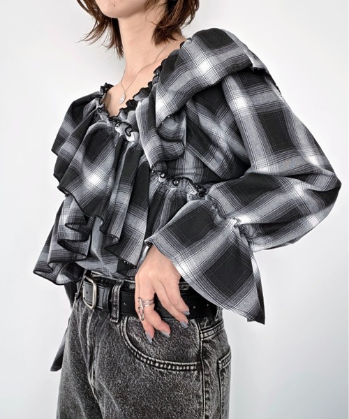 styiro(スタイロ)の「チェック柄ラッフルフリルボリュームスリーブブラウス 26AW新作 秋服 冬服 紅葉 デート(シャツ/ブラウス・レディース・ブルー/ブラック・FREE)」の1枚目の写真