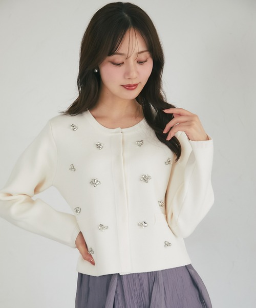 tocco closet(トッコ クローゼット)の「フロントビジュー装飾ニットジャケット(ニット/セーター・レディース・ブラック/グレー/アイボリー/モカ・M)」の9枚目の写真