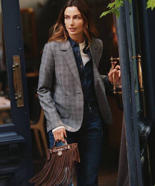 TOMMY HILFIGER(トミーヒルフィガー)の「リラックスシャツ(シャツ/ブラウス・レディース・ブルー・SMALL/MEDIUM/X-SMALL)」の8枚目の写真