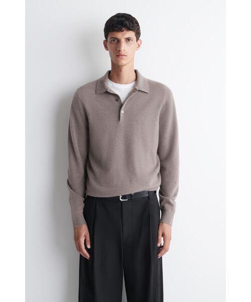 COS(コス)の「カシミヤポロセーター(ポロシャツ・メンズ・グレー系その他/ストーン・S/M/L/XS/XL)」の1枚目の写真