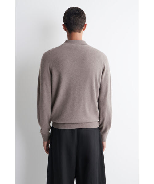 COS(コス)の「カシミヤポロセーター(ポロシャツ・メンズ・グレー系その他/ストーン・S/M/L/XS/XL)」の13枚目の写真