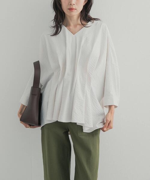 URBAN RESEARCH DOORS(アーバンリサーチドアーズ)の「ウエストタックドルマンブラウス(シャツ/ブラウス・レディース・ホワイト系その他/ブラウン・FREE)」の1枚目の写真