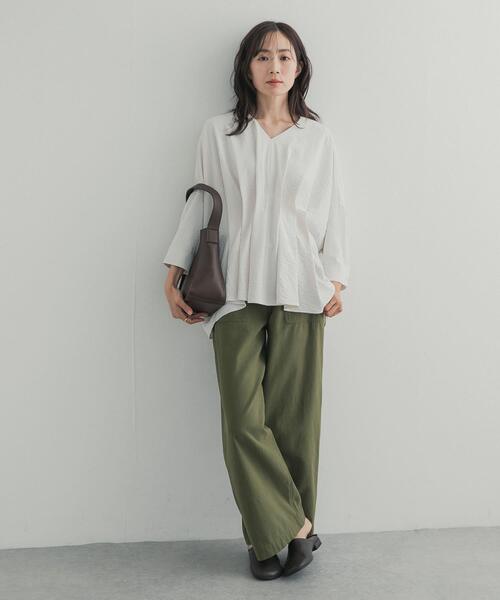 URBAN RESEARCH DOORS(アーバンリサーチドアーズ)の「ウエストタックドルマンブラウス(シャツ/ブラウス・レディース・ホワイト系その他/ブラウン・FREE)」の5枚目の写真