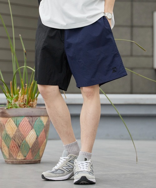 POLeR(ポーラー)の「POLeR/ポーラー NYLON WIDE STUFF SHORTS 6inch ナイロンワイドスタッフショーツ 秋 秋服 2026年秋冬(その他パンツ・メンズ・ネイビー・XL)」の1枚目の写真