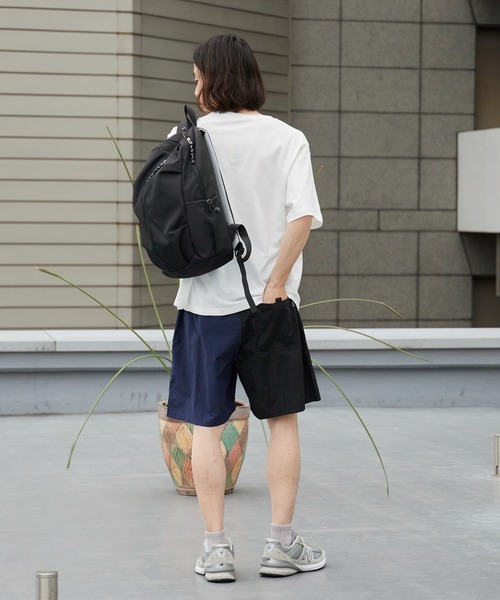 POLeR(ポーラー)の「POLeR/ポーラー NYLON WIDE STUFF SHORTS 6inch ナイロンワイドスタッフショーツ 秋 秋服 2026年秋冬(その他パンツ・メンズ・ネイビー・XL)」の10枚目の写真