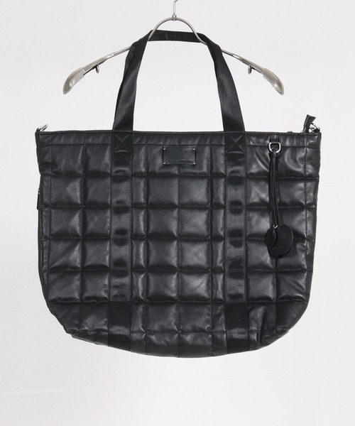 ADAM PATEK(アダムパテック)の「mko13955-w-r leather quilting BIG tote キルティングトートバッグ(AP2629017)(トートバッグ・メンズ・ブラック・FREE)」の9枚目の写真
