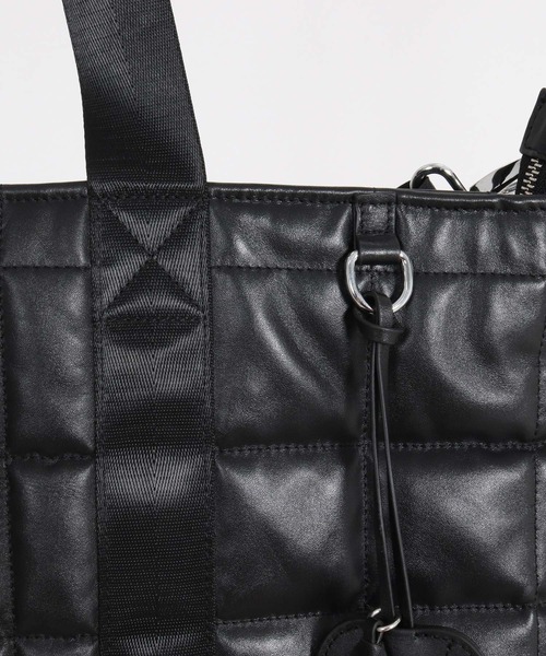 ADAM PATEK(アダムパテック)の「mko13955-w-r leather quilting BIG tote キルティングトートバッグ(AP2629017)(トートバッグ・メンズ・ブラック・FREE)」の14枚目の写真