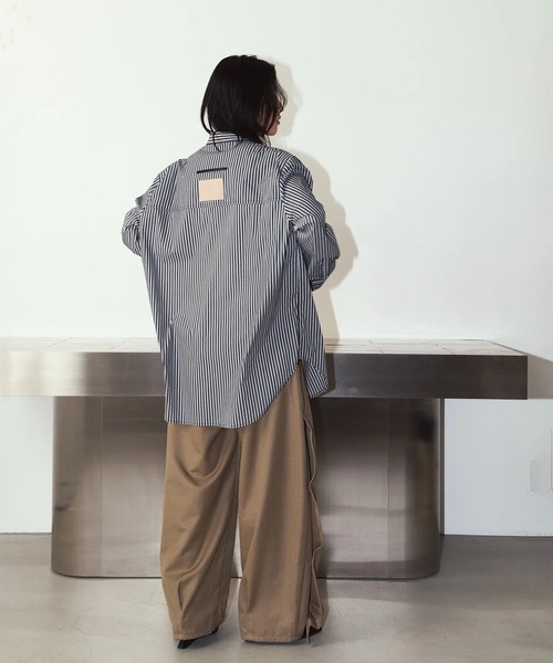 CONZ(コンズ)の「label over shirt(unisex)(シャツ/ブラウス・レディース・ブラック/ブルー・FREE)」の21枚目の写真