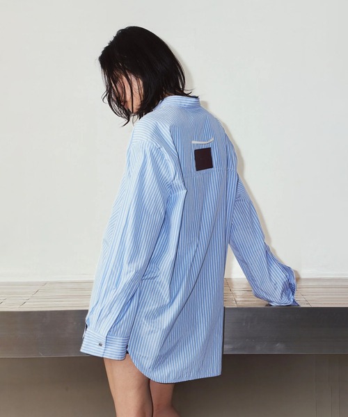 CONZ(コンズ)の「label over shirt(unisex)(シャツ/ブラウス・レディース・ブラック/ブルー・FREE)」の15枚目の写真