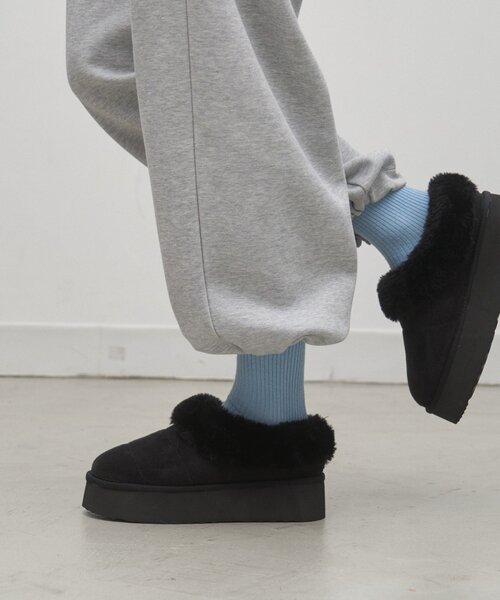 CIAOPANIC TYPY(チャオパニックティピー)の「:【ZOZO限定】ムートンサンダル(その他シューズ・レディース・ブラック/ベージュ・MEDIUM/SMALL/LARGE)」の21枚目の写真