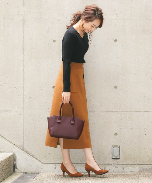 KOBE LETTUCE（コウベレタス）の「2wayシンプルフェイクレザートートバッグ（トートバッグ・レディース・コーラルピンク/オフホワイト/グレー/ネイビー/イエロー/ブラック/ピンクベージュ/キャメル/モスグリーン/ボルドー/ブラウン/ブルー系その他・ONE SIZE）」の22枚目の写真