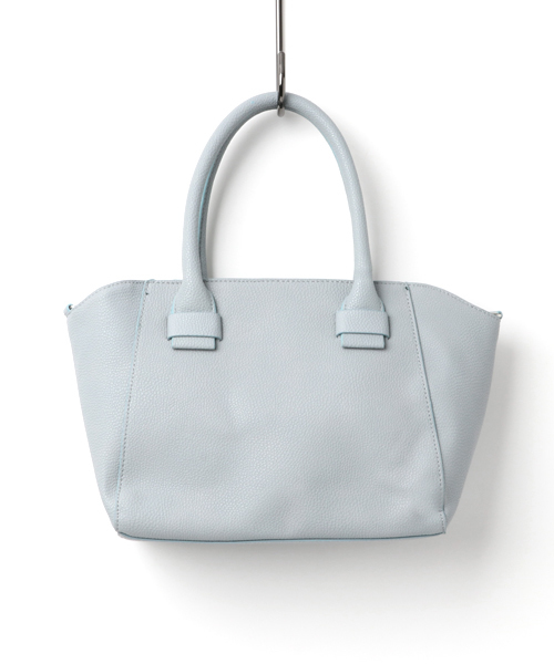 KOBE LETTUCE（コウベレタス）の「2wayシンプルフェイクレザートートバッグ（トートバッグ・レディース・コーラルピンク/オフホワイト/グレー/ネイビー/イエロー/ブラック/ピンクベージュ/キャメル/モスグリーン/ボルドー/ブラウン/ブルー系その他・ONE SIZE）」の7枚目の写真