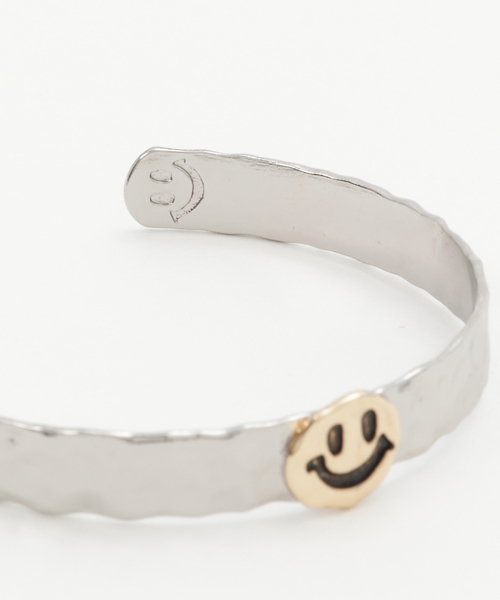 チャイハネ（チャイハネ）の「【チャイハネ】ニッコリメタルバングル（バングル/リストバンド・レディース・シルバー/ゴールド・FREE）」の5枚目の写真