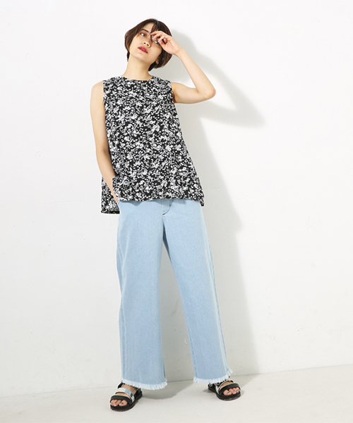 AZUL by moussy（アズールバイマウジー）の「ライトオンスワイドデニムパンツⅡ（デニムパンツ・レディース・ライトブルー・MEDIUM/SMALL/LARGE）」の4枚目の写真