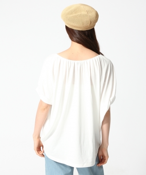 GLOBAL WORK（グローバルワーク）の「【吸水速乾】2WAYオフショルカット半袖/745871（Tシャツ/カットソー・レディース・カーキ/ブラック/ホワイト/ブラウン・MEDIUM/LARGE）」の6枚目の写真