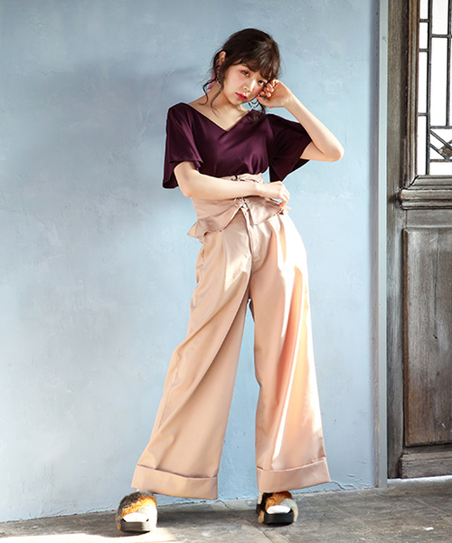 one after another NICE CLAUP（ワンアフターアナザーナイスクラップ）の「フレアスリーブTシャツ（Tシャツ/カットソー・レディース・ピンク/キャメル/ボルドー/アイボリー/ブラック・FREE）」の15枚目の写真