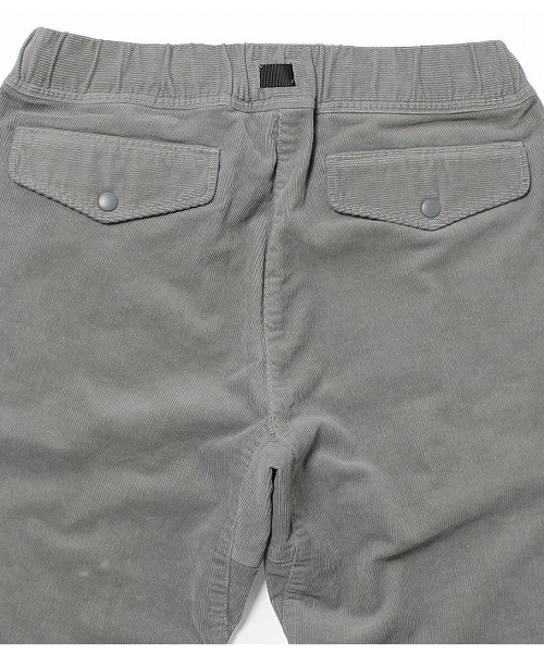 Gramicci(グラミチ)の「STRECH COAL CRAZY 1TUCK PANTS(カーゴパンツ・メンズ・カーキ/グレー/チャコールグレー・X-LARGE/M/L/S)」の9枚目の写真