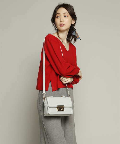 PLAIN CLOTHING(プレーンクロージング)の「クラシック2wayショルダーバッグ(ショルダーバッグ・レディース・ライトグレー/ブラック/ネイビー/グレー/レッド/モカ・FREE)」の16枚目の写真