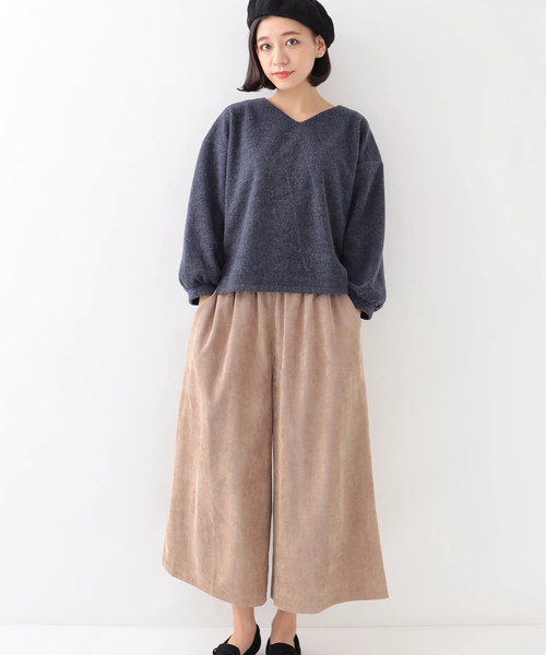 earth music&ecology（アースミュージックアンドエコロジー）の「サカリバ起毛Vネックプルオーバー（Tシャツ/カットソー・レディース・ライトグレー/ネイビー/アイボリー/ミント・FREE）」の11枚目の写真