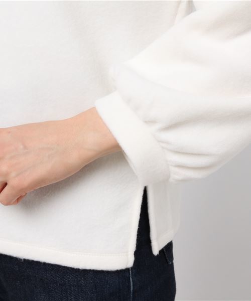 earth music&ecology（アースミュージックアンドエコロジー）の「サカリバ起毛Vネックプルオーバー（Tシャツ/カットソー・レディース・ライトグレー/ネイビー/アイボリー/ミント・FREE）」の7枚目の写真