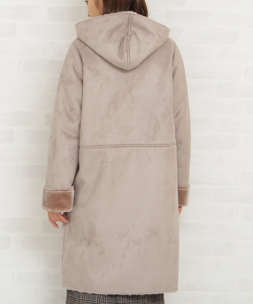 N.（N. Natural Beauty Basic）（エヌエヌナチュラルビューティーベーシック）の「フェイクムートンコート（ブルゾン・レディース・ベージュ/ネイビー・MEDIUM）」の16枚目の写真