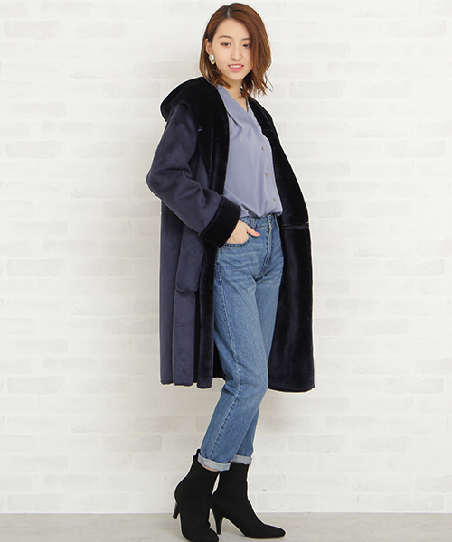 N.（N. Natural Beauty Basic）（エヌエヌナチュラルビューティーベーシック）の「フェイクムートンコート（ブルゾン・レディース・ベージュ/ネイビー・MEDIUM）」の20枚目の写真