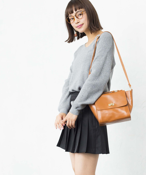 WEGO（ウィゴー）の「WEGO/プリーツミニスカート（スカート・レディース・ホワイト/ブラック/レッド/ネイビー/ライトパープル・SMALL/MEDIUM）」の3枚目の写真