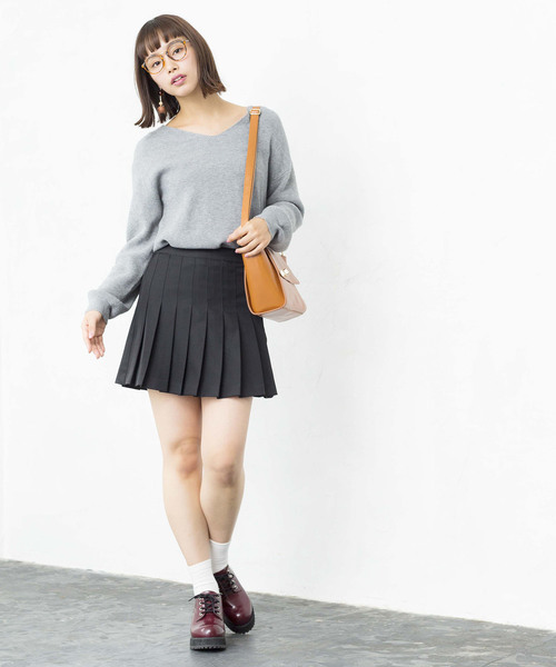 WEGO（ウィゴー）の「WEGO/プリーツミニスカート（スカート・レディース・ホワイト/ブラック/レッド/ネイビー/ライトパープル・SMALL/MEDIUM）」の9枚目の写真