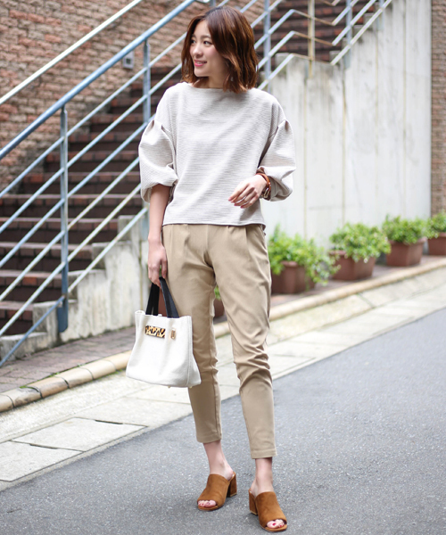 Bou Jeloud(ブージュルード)の「◇ハイテンション美脚ストレッチタックパンツ(その他パンツ・レディース・ブルー/ホワイト/ブラック/サンドベージュ/カーキ/キャメル/オリーブ/ボルドー/ベージュ/パープル・36/38/40/34)」の14枚目の写真