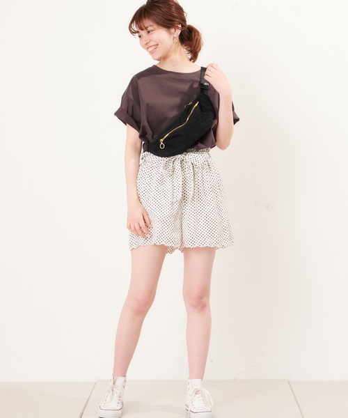 natural couture(ナチュラルクチュール)の「ドット柄ショートパンツ(その他パンツ・レディース・ブラック/オフホワイト・FREE)」の3枚目の写真