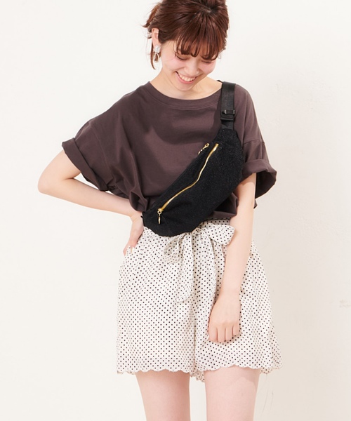 natural couture(ナチュラルクチュール)の「ドット柄ショートパンツ(その他パンツ・レディース・ブラック/オフホワイト・FREE)」の4枚目の写真