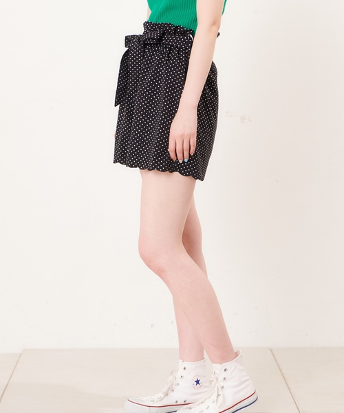 natural couture(ナチュラルクチュール)の「ドット柄ショートパンツ(その他パンツ・レディース・ブラック/オフホワイト・FREE)」の11枚目の写真