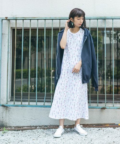 Champion(チャンピオン)の「【champion】 レディース チャンピオン ライト裏起毛 ジップパーカー(パーカー・レディース・ブラック/ネイビー/グレー/チャコール・S/M/L)」の9枚目の写真