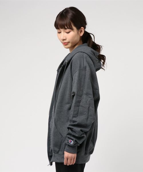Champion(チャンピオン)の「【champion】 レディース チャンピオン ライト裏起毛 ジップパーカー(パーカー・レディース・ブラック/ネイビー/グレー/チャコール・S/M/L)」の5枚目の写真
