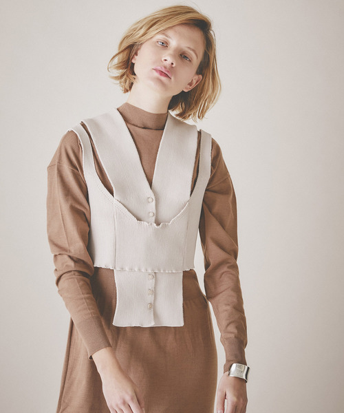 TAN（タン）の「【TAN】レイヤードリブキャミソール 19SS-2（キャミソール・レディース・ブラック/ベージュ/グリーン・FREE）」の19枚目の写真