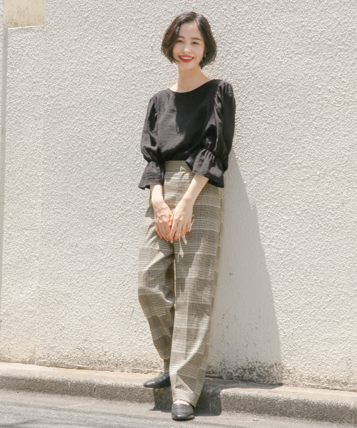 LOWRYS FARM（ローリーズファーム）の「【前後着用可能】ソデボリュームブラウス 843855（シャツ/ブラウス・レディース・アイボリー/イエロー/ブラック・FREE）」の17枚目の写真