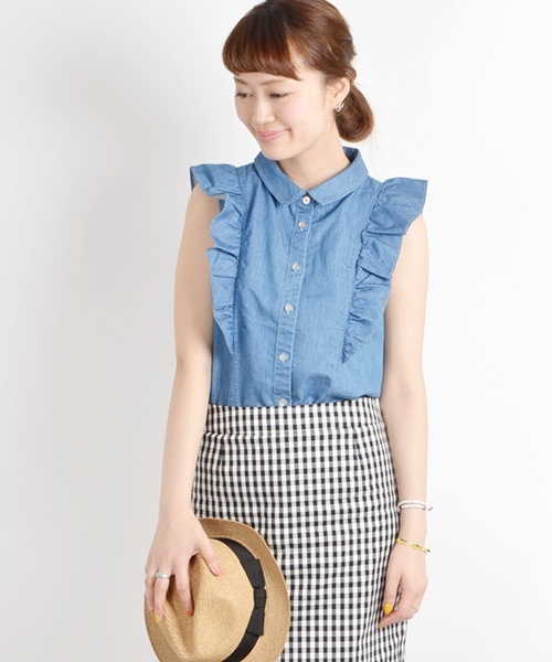 Khaju（カージュ）の「Khaju:デニムフリルブラウス（シャツ/ブラウス・レディース・ネイビー/ライトブルー・ONE SIZE）」の2枚目の写真