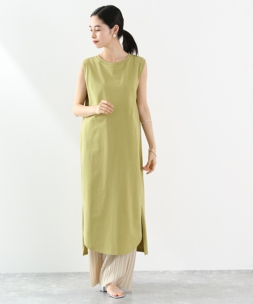 LOWRYS FARM(ローリーズファーム)の「USAコットンワンピノースリーブ 888399(ワンピース・レディース・オフホワイト/チャコールグレー/ブラウン/ブルー/イエロー・FREE)」の5枚目の写真