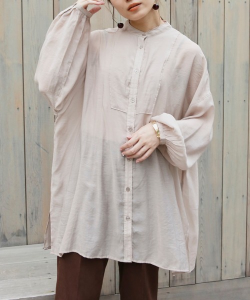 VANNIE U（ヴァニーユー）の「ヨーク切り替えバンドカラーシアーシャツ（シャツ/ブラウス・レディース・ベージュ/ブラウン/グリーン・FREE）」の13枚目の写真