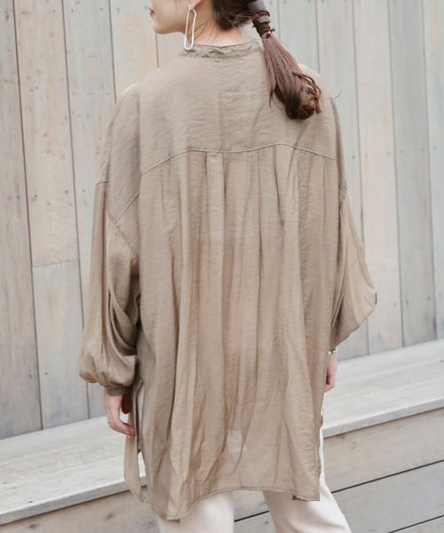 VANNIE U（ヴァニーユー）の「ヨーク切り替えバンドカラーシアーシャツ（シャツ/ブラウス・レディース・ベージュ/ブラウン/グリーン・FREE）」の6枚目の写真